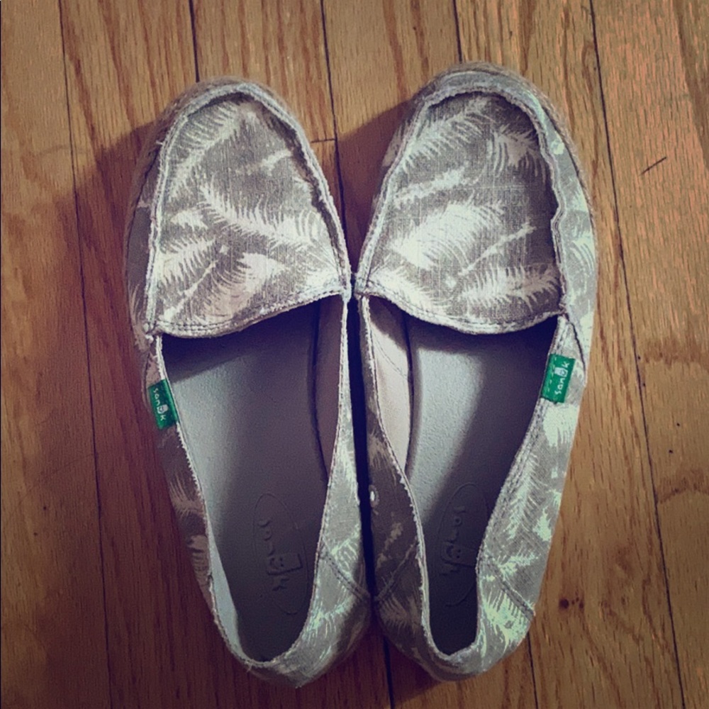 New Sanuk surfers